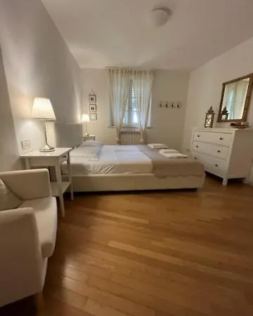 Apartamento Residenza L'antico Borgo Trieste