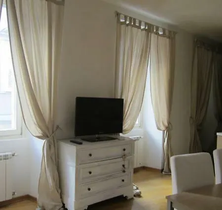 Residenza L'antico Borgo * ترييستي