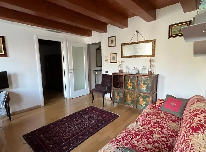 Residenza L'antico Borgo דירה טריאסטה